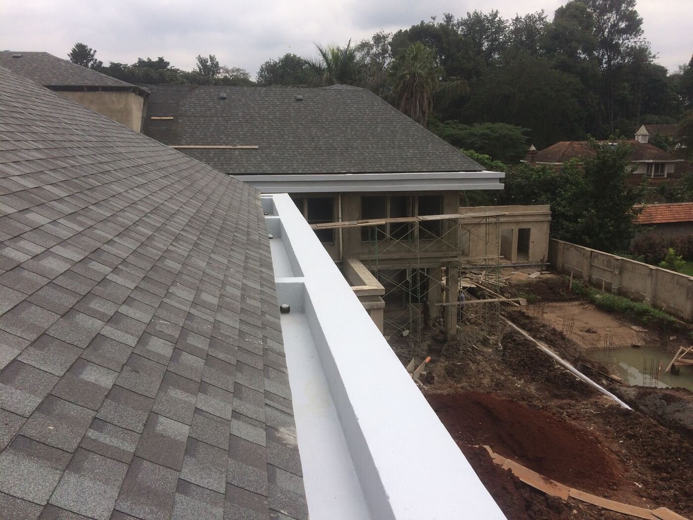 Retaining wall waterproofing, completed